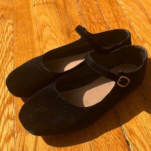 Dôen Black Velvet Mary Jane Flats